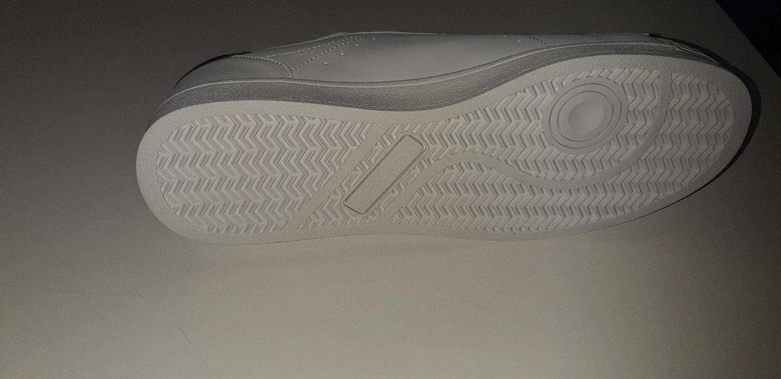 New never-worn men's sneaker – photo 2
